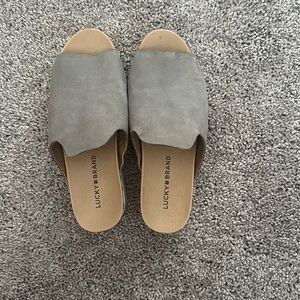Lucky Brand Suede Gray Platform Wedges 7